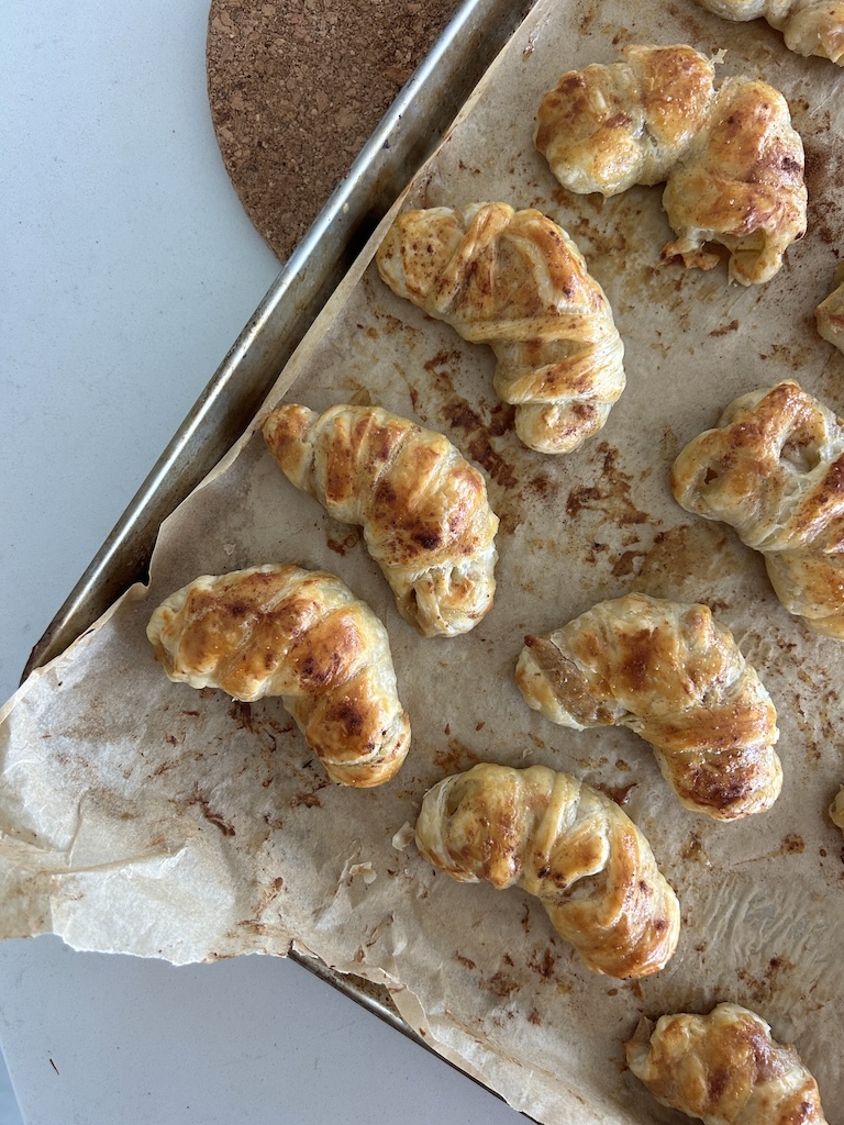 Mini Apple Protein Pastries
